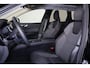 Volvo XC60 T6 Recharge AWD Core Bright - Panorama/schuifdak - Parkeercamera achter - Verwarmde voorstoelen, stuur & achterbank - Parkeersensoren voor & achter - Draadloze tel. lader - Cruise control - Standkachel - Extra getint glas - 20' LMV