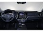 Volvo XC60 T6 Recharge AWD Core Bright - Panorama/schuifdak - Parkeercamera achter - Verwarmde voorstoelen, stuur & achterbank - Parkeersensoren voor & achter - Draadloze tel. lader - Cruise control - Standkachel - Extra getint glas - 20' LMV