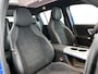 Mercedes-Benz GLB 250+ Business Solution AMG 85.5 kWh | Premium pakket | Vast panoramadak | Sfeerverlichting | Gezichtsherkenning | Sportstoelen | Stoelverwarming | Sierelementen in aluminium |
