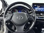 Toyota C-HR / C-HR+ 1.8 Hybrid Bi-Tone | Origineel NL | Navigatie | Dodehoek detectie | Trekhaak| JBL | Stoel-/stuurverwarming | Full LED | Parkeersensoren voor/achter | Keyless | Adaptive Cruise | Clima | 18 inch