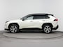 Toyota RAV4 AWD Plug-in Bi-Tone Plus | Apple Carplay / Android Auto | Leder | Stoelverwarming/-ventilatie | Dodehoek detectie | JBL | Head-up display | Digitale binnenspiegel | 19 inch