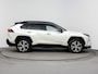 Toyota RAV4 AWD Plug-in Bi-Tone Plus | Apple Carplay / Android Auto | Leder | Stoelverwarming/-ventilatie | Dodehoek detectie | JBL | Head-up display | Digitale binnenspiegel | 19 inch