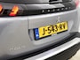 Peugeot 2008 SUV GT-Line 130pk | Lage kilometerstand | Navigatie | Achteruitrijcamera | Climate Control | Adaptieve Cruise Control | Parkeersensoren v+a | Full Led koplampen | 3D Cockpit | Stoelverwarming | Half lederen sportstoelen | Keyless start | DAB+ radio | Apple Carplay / Android Auto | Afwijkende dakkleur | Donker getint glas | 17" lichtmetalen velgen |