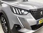 Peugeot 2008 SUV GT-Line 130pk | Lage kilometerstand | Navigatie | Achteruitrijcamera | Climate Control | Adaptieve Cruise Control | Parkeersensoren v+a | Full Led koplampen | 3D Cockpit | Stoelverwarming | Half lederen sportstoelen | Keyless start | DAB+ radio | Apple Carplay / Android Auto | Afwijkende dakkleur | Donker getint glas | 17" lichtmetalen velgen |