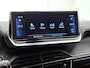 Peugeot 2008 SUV GT-Line 130pk | Lage kilometerstand | Navigatie | Achteruitrijcamera | Climate Control | Adaptieve Cruise Control | Parkeersensoren v+a | Full Led koplampen | 3D Cockpit | Stoelverwarming | Half lederen sportstoelen | Keyless start | DAB+ radio | Apple Carplay / Android Auto | Afwijkende dakkleur | Donker getint glas | 17" lichtmetalen velgen |