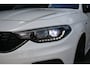Fiat Tipo 1.6 16v Business Lusso Automaat | Adaptive Cruise | Navigatie | Achteruitrijcamera | AllSeasonbanden | Stoelverwarming | Bi-Xenon | !!