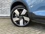 Volvo XC40 Recharge Core 70 kWh | Cruise Control | Google Navigatie | Stoel-/Stuurverwarming | Warmtepomp | Uitschuifbare Beenondersteuning Voorstoelen | 20" Velgen | Parkeercamera |