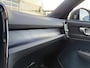 Volvo XC40 Recharge Core 70 kWh | Cruise Control | Google Navigatie | Stoel-/Stuurverwarming | Warmtepomp | Uitschuifbare Beenondersteuning Voorstoelen | 20" Velgen | Parkeercamera |