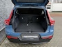 Volvo XC40 Recharge Core 70 kWh | Cruise Control | Google Navigatie | Stoel-/Stuurverwarming | Warmtepomp | Uitschuifbare Beenondersteuning Voorstoelen | 20" Velgen | Parkeercamera |