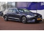 Volvo V60 2.0 B3 Momentum Business+Volleder+camera+elek-Klep+vitrual+navigatie+stoel-verw+body-Kitt = NL/DEALER = SUPER !!
