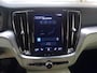 Volvo V60 2.0 B3 Momentum Business+Volleder+vitrual+navigatie+stoel-verw+body-Kitt = NL/DEALER = SUPER !!
