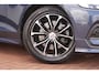 Volvo V60 2.0 B3 Momentum Business+Volleder+camera+elek-Klep+vitrual+navigatie+stoel-verw+body-Kitt = NL/DEALER = SUPER !!