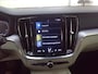 Volvo V60 2.0 B3 Momentum Business+Volleder+vitrual+navigatie+stoel-verw+body-Kitt = NL/DEALER = SUPER !!