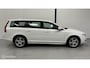 Volvo V70 2.5T Momentum 230PK / AUTOMAAT / NAVI