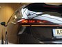 Audi A6 Avant 2.0/367pk e-hybrid Quattro S-Line Competition Blackstyle Maxton|2025|Panoramadak|Trekhaak|Head-up|B&O 3D|MMI Pro|21"Blackstyle|PDC+Assist+360Camera|Servosluiting|MMI-bijrijder