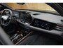 Audi A6 Avant 2.0/367pk e-hybrid Quattro S-Line Competition Blackstyle Maxton|2025|Panoramadak|Trekhaak|Head-up|B&O 3D|MMI Pro|21"Audi-Sport|PDC+Assist+360Camera|Servosluiting|MMI-bijrijder