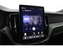 Volvo XC60 T6 Plug-in hybrid Ultra Black Edition | Trekhaak | Panoramadak | Head-Up | 360 Camera | Stoel+Stuurverwarming | 21 Inch