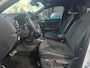 Volkswagen T-Roc 1.5 TSI R-Line | Met o.a. Achteruitrijcamera, AppleCarPlay/AndroidAuto, navigatie, adapt. cruise en climate!