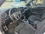 Volkswagen T-Roc 1.5 TSI R-Line | Met o.a. Achteruitrijcamera, AppleCarPlay/AndroidAuto, navigatie, adapt. cruise en climate!