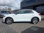 Volkswagen T-Roc 1.5 TSI R-Line | Met o.a. Achteruitrijcamera, AppleCarPlay/AndroidAuto, navigatie, adapt. cruise en climate!