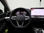 Volkswagen Golf 1.5 eHybrid 50 Edition Navigatie | Camera | Parkeersensoren | Cruise control | 18 Inch Velgen | Airco |