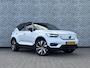 Volvo XC40 Recharge P8 AWD R-Design | Adaptieve Cruise Control | Panoramadak | 20" wielen | Harman Kardon Audio | Stoel-/Stuurverwarming | 360° Camera | Dodehoek Detectie | Warmtepomp |