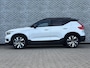 Volvo XC40 Recharge P8 AWD R-Design | Adaptieve Cruise Control | Panoramadak | 20" wielen | Harman Kardon Audio | Stoel-/Stuurverwarming | 360° Camera | Dodehoek Detectie | Warmtepomp |