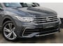 Volkswagen Tiguan 1.5 TSI DSG R-Line Pano Trekhaak Carplay !!