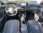 Peugeot 2008 1.2 PureTech Allure Pack , navigatie , pdc + camera