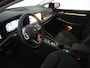 Volkswagen Golf 1.4 eHybrid Style Automaat - HUD - Navigatie - Stoelverwarming - LED - ACC - Ergo-Active bestuurdersstoe