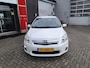 Toyota Auris 1.8 Full Hybrid Executive ACHTERUITRIJCAMERA AIRCO ELEKTRISCH INKLAPBARE SPIEGELS