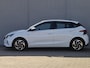 Hyundai i20 1.0 T-GDI Comfort Smart Handgeschakeld / All season banden / Airco / Cruise control / Achteruitrijcamera / Trekgewicht 1110 kg / Apple Carplay Android Auto / Parkeersensoren achter / Elektrische ramen voor en achter /