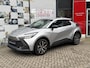 Toyota C-HR / C-HR+ 1.8 HYBRID 140 FIRST-EDITION ANDROID/APPLE STOEL/STUURVERW. P-SENSOREN EL-ACHTERKLEP DODEHOEK NAVI