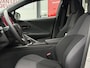 Toyota C-HR / C-HR+ 1.8 HYBRID 140 FIRST-EDITION ANDROID/APPLE STOEL/STUURVERW. P-SENSOREN EL-ACHTERKLEP DODEHOEK NAVI