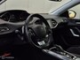Peugeot 308 SW 1.2 PURETECH ALLURE AUTOMAAT/MASSAGE/FULL LED/HALF-LEDER/PANO/KEYLESS/DODEHOEKDETECTIE/STOELVERWARMING