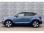Volvo C40 Recharge Twin Intro Edition 78 kWh | Adaptieve Cruise Control | Panoramadak | Trekhaak | Stoel-/Stuurverwarming | 360° Parkeercamera | Harman Kardon Audio | Warmtepomp |