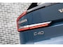 Volvo C40 Recharge Twin Intro Edition 78 kWh | Adaptieve Cruise Control | Panoramadak | Trekhaak | Stoel-/Stuurverwarming | 360° Parkeercamera | Harman Kardon Audio | Warmtepomp |