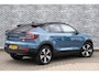 Volvo C40 Recharge Twin Intro Edition 78 kWh | Adaptieve Cruise Control | Panoramadak | Trekhaak | Stoel-/Stuurverwarming | 360° Parkeercamera | Harman Kardon Audio | Warmtepomp |