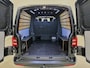Volkswagen Transporter 2.0 TDI L2H1 DC Highline 204pk DSG Adaptieve cruise contol Dubbele schuifdeur Stoelverwarming Navigatie