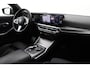 BMW 3-Serie 320e | M-Sport | Head-Up | Trekhaak | Vol-Leder | Getint Glas | Camera | BLIS