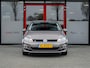 Volkswagen Golf 1.0 TSI Connected Series | Camera | Navigatie | Apple Carplay | Android Auto | Cruise Control | Comfort Stoelen | Climate Control | Parkeersensoren | Privacy Glas | Metallic Lak | LED | Lichtmetalen Velgen |