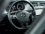 Volkswagen Golf 1.0 TSI Connected Series | Camera | Navigatie | Apple Carplay | Android Auto | Cruise Control | Comfort Stoelen | Climate Control | Parkeersensoren | Privacy Glas | Metallic Lak | LED | Lichtmetalen Velgen |