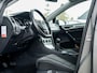 Volkswagen Golf 1.0 TSI Connected Series | Camera | Navigatie | Apple Carplay | Android Auto | Cruise Control | Comfort Stoelen | Climate Control | Parkeersensoren | Privacy Glas | Metallic Lak | LED | Lichtmetalen Velgen |