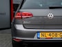 Volkswagen Golf 1.0 TSI Connected Series | Camera | Navigatie | Apple Carplay | Android Auto | Cruise Control | Comfort Stoelen | Climate Control | Parkeersensoren | Privacy Glas | Metallic Lak | LED | Lichtmetalen Velgen |