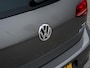 Volkswagen Golf 1.0 TSI Connected Series | Camera | Navigatie | Apple Carplay | Android Auto | Cruise Control | Comfort Stoelen | Climate Control | Parkeersensoren | Privacy Glas | Metallic Lak | LED | Lichtmetalen Velgen |