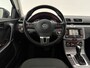 Volkswagen Passat 1.4 TSI Comfortline BlueMotion | DSG | Clima | Cruise | Navi | Parkeersensoren | NAP
