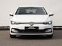 Volkswagen Golf 1.4 eHybrid Style 204pk DSG | LED | Cruise Control | Stoel/Stuurverwarming | Trekhaak | Camera | Climate control | Winterpakket |