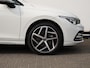 Volkswagen Golf 1.4 eHybrid Style 204pk DSG | LED | Cruise Control | Stoel/Stuurverwarming | Trekhaak | Camera | Climate control | Winterpakket |