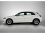 Mercedes-Benz A-klasse 180 Business Solution Ledkoplampen | Achteruitrijcamera | Spiegelpakket | Licht- en zicht pakket. Inclusief 24 maanden MB Certified garantie voor Europa.