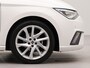 SEAT Ibiza 1.0 EcoTSI FR Business Connect | Apple Carplay | Navigatie | Achteruitrij camera | Parkeersensoren voor en achter | Sportstoelen | Voorstoelen verwarmd |